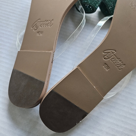 Aminah Green Crystal Bow Flip Flop Sandals - Picture 11 of 11